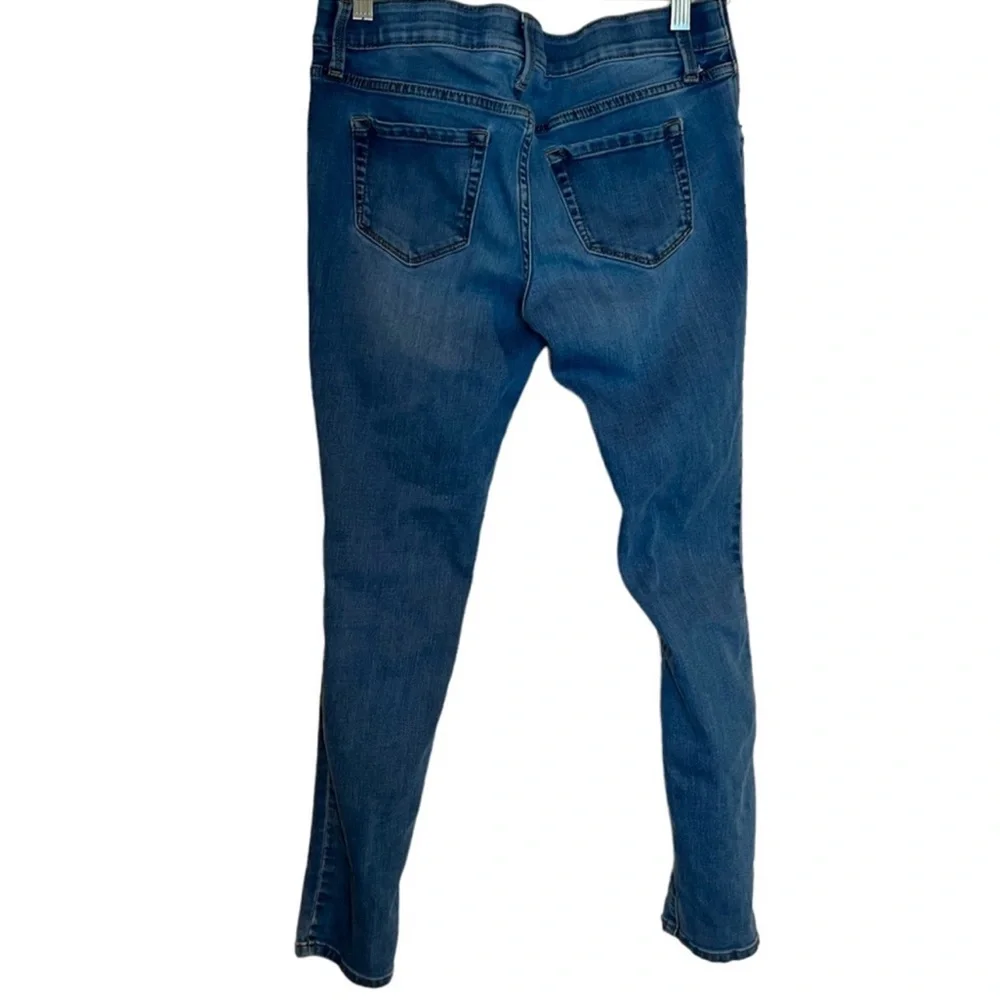 Isabel Maternity by Ingrid & Isabel Blue Jeggings Jeans Size 2/26R Stretch Over-